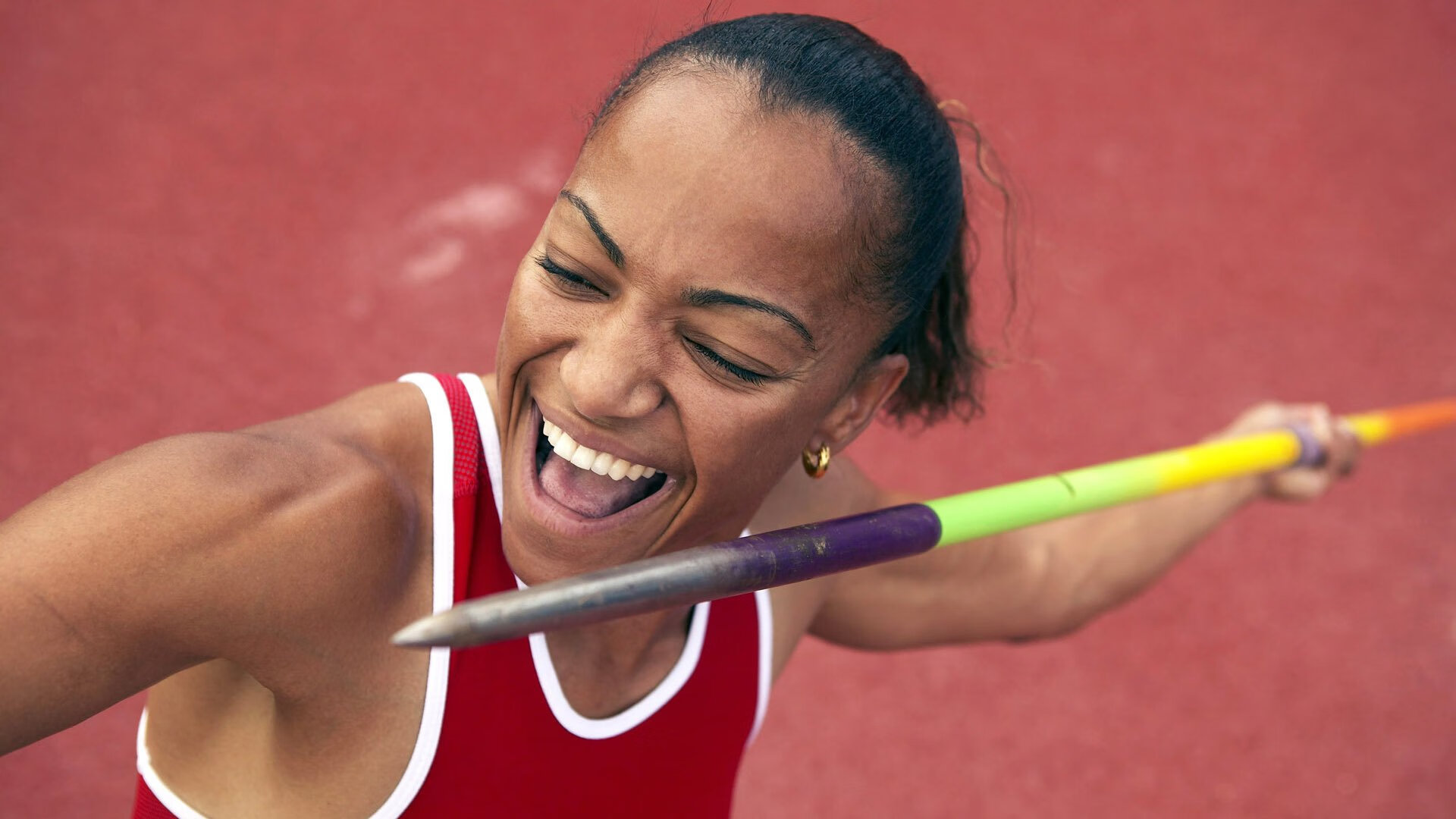 运动精神:永不放弃的篮球精神传递,诠释运动精神